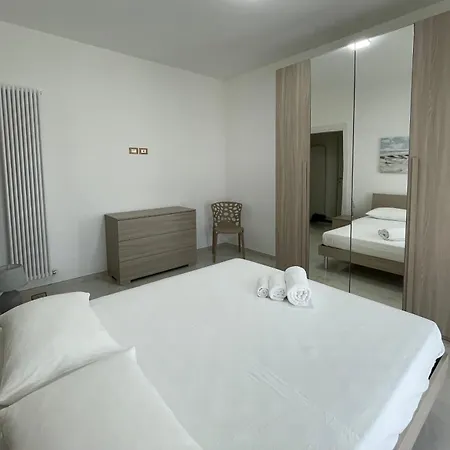 Ale بيت للعطل Torregrotta